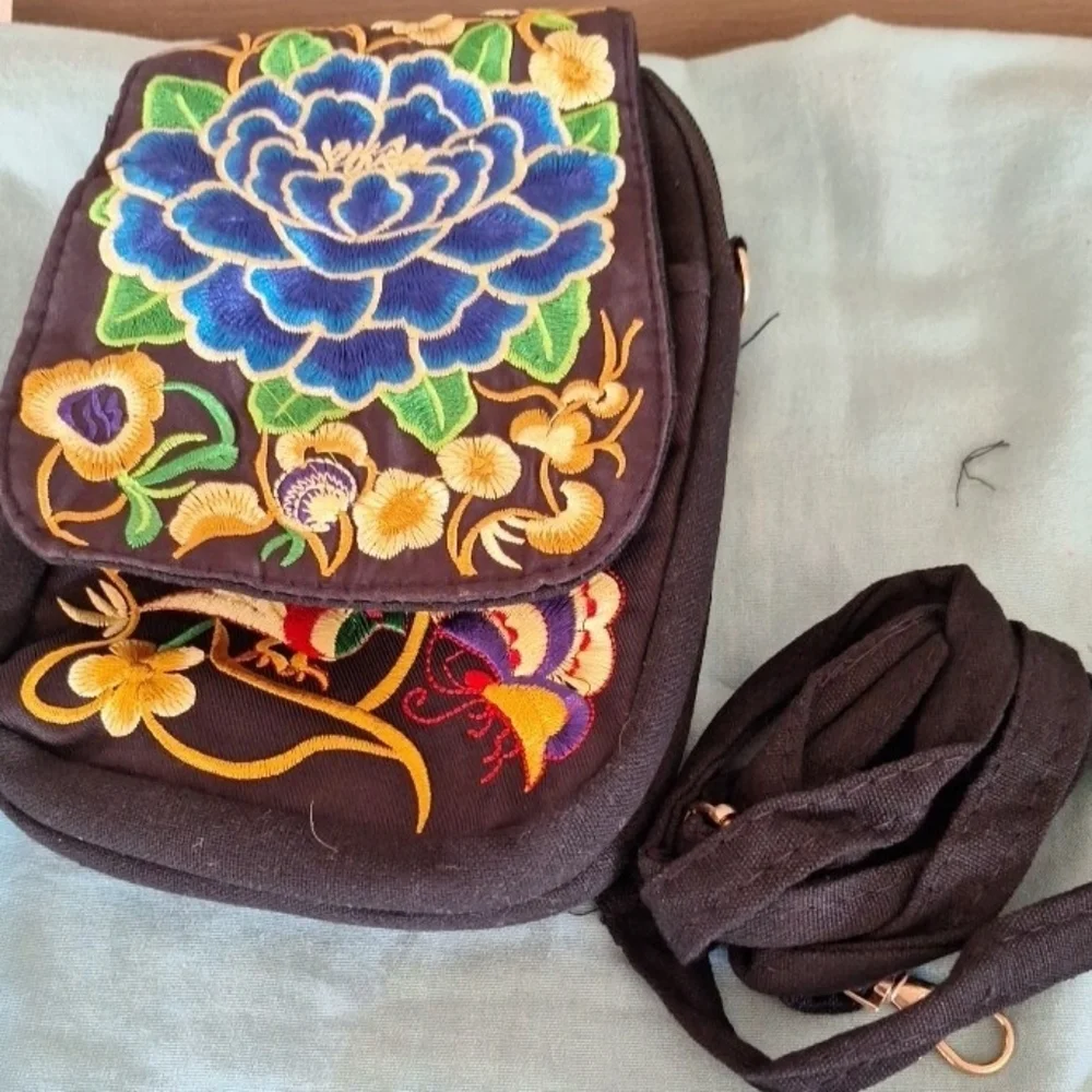 New Multicolor purses.  $17 each. - Picture 6 of 10